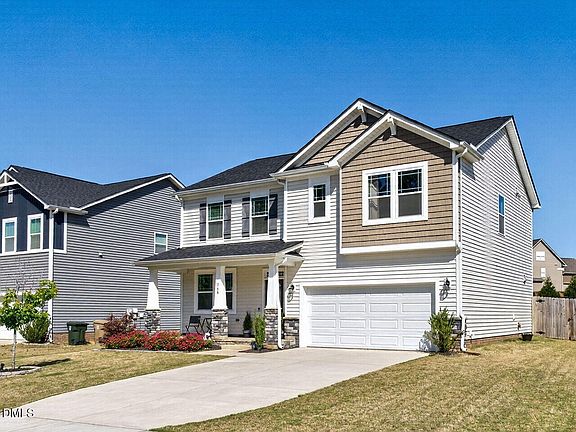 3rd image of 168 Belleforte Park Cir