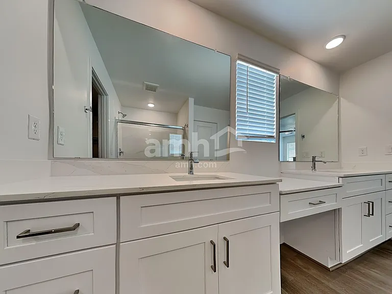 18483 W Honeysuckle Dr — Photo 9