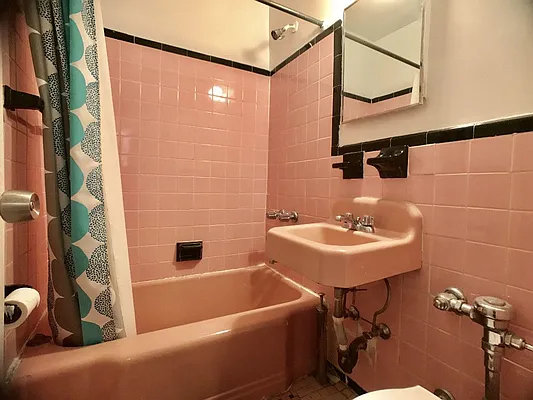 Rented by Sovereign Associates | media 10