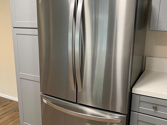 4th image of 2800 Keller Dr APT 218