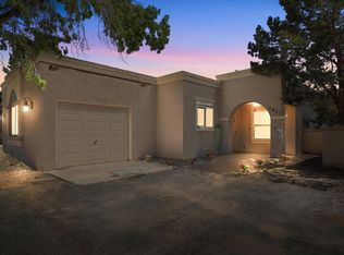1657 Skyview Cir NE, Rio Rancho, NM 87144