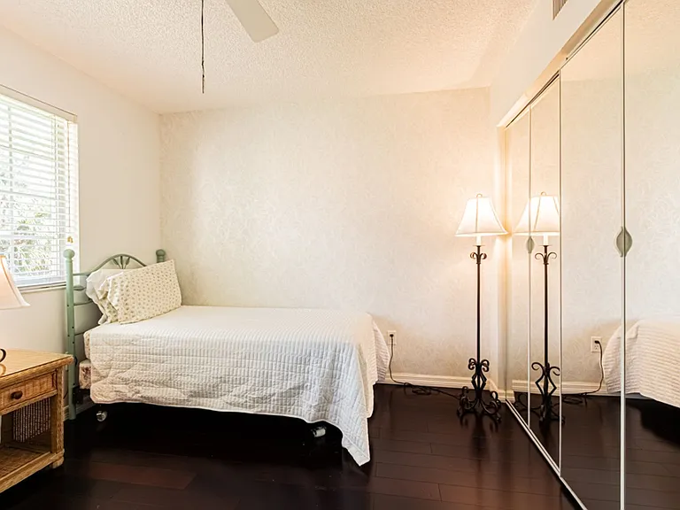 1230 Wildwood Lakes Blvd #202 — Photo 34