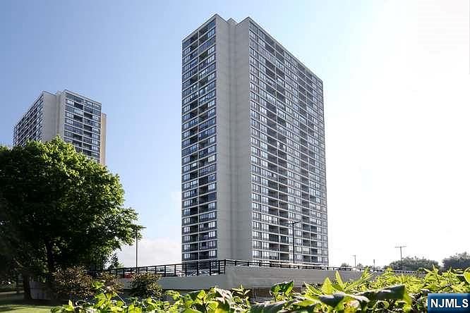 1st image of 6 Horizon Rd APT 2405