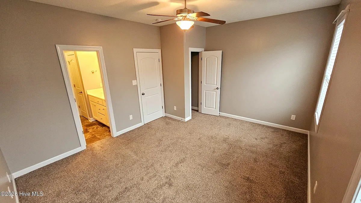 Building Photo - 530 Caldwell Loop