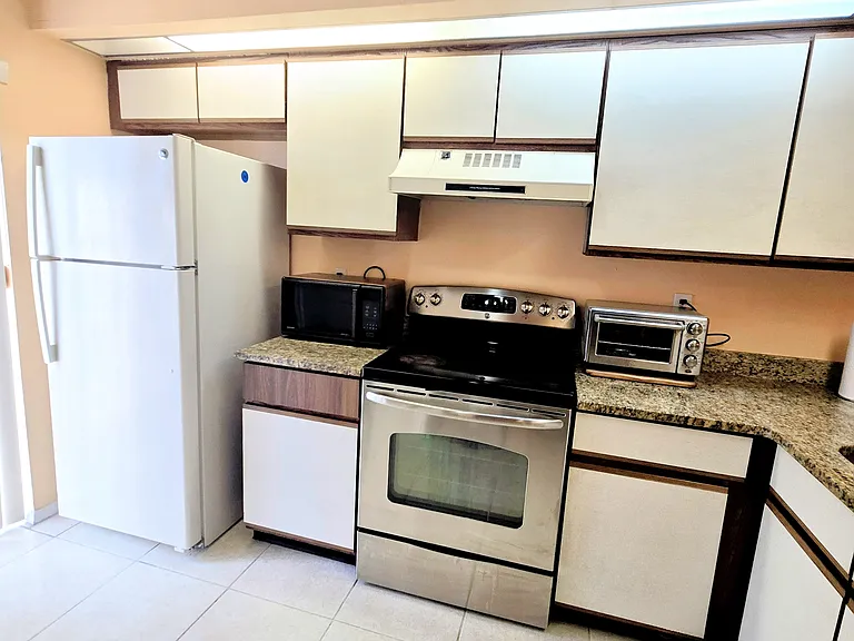 3194 Sandy Shore Ln — Photo 8