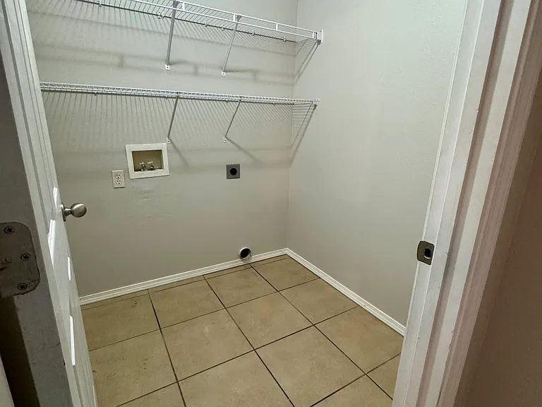 1103 N Missouri Dr — Photo 18