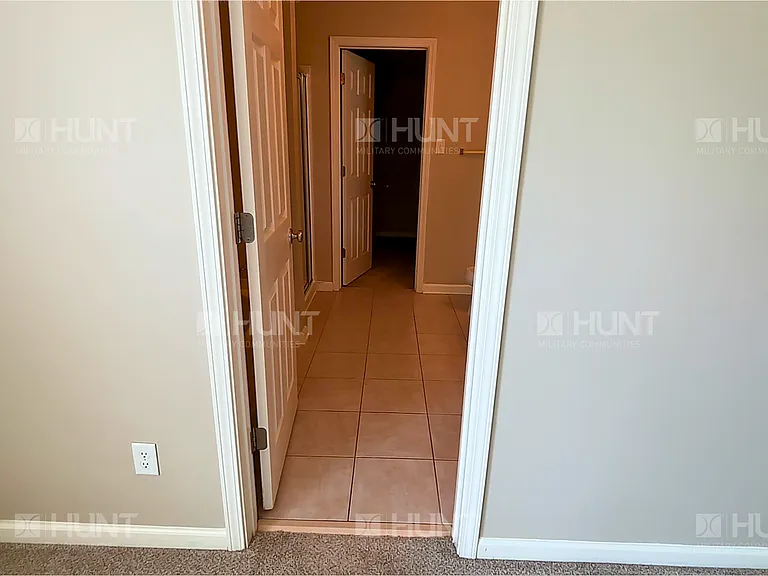 7775 Phantom Dr — Photo 8
