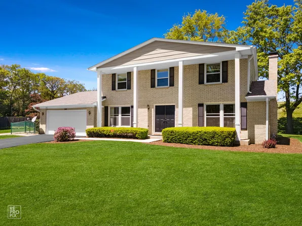 3141 Centennial Ct, Highland Park, IL 60035