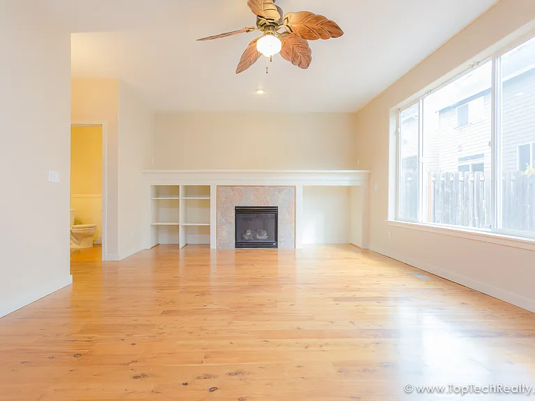 182 NW 209th Ave — Photo 10