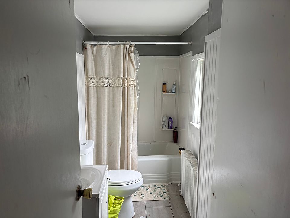 1st image of 2820 Herkimer St