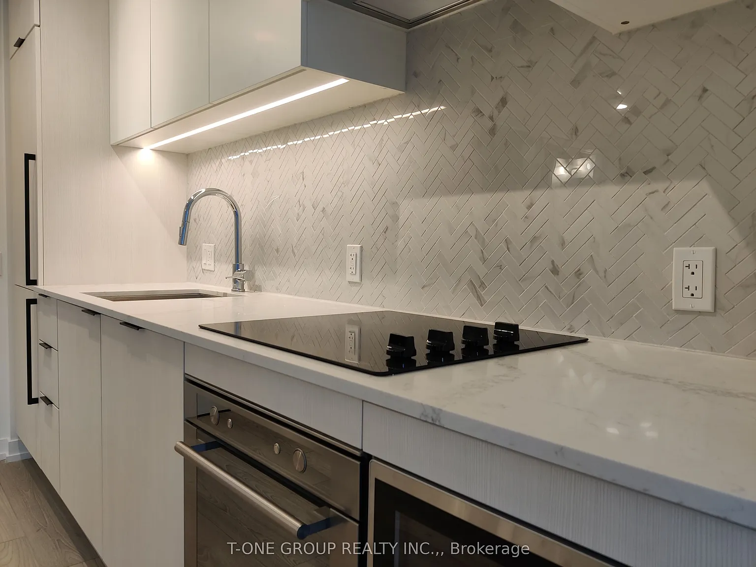 1 bed, $2,080 — Photo 1