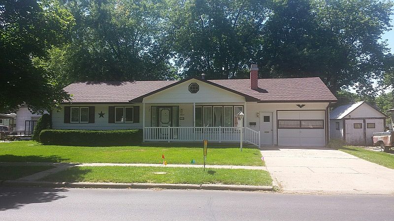 1st image of 1021 N Blackburn Ave
