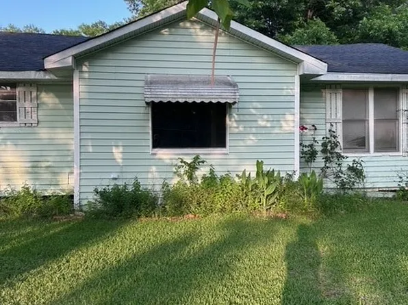 1330 Palmetto Rd, Benton, LA 71006