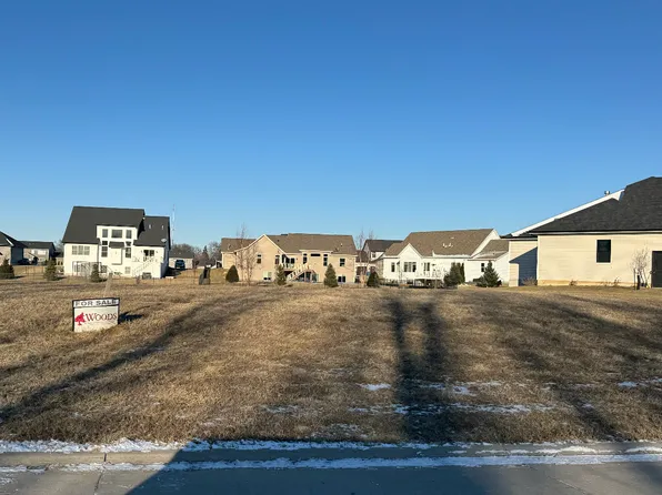 237 Mason Dr #3-lot 60, Bettendorf, IA 52722