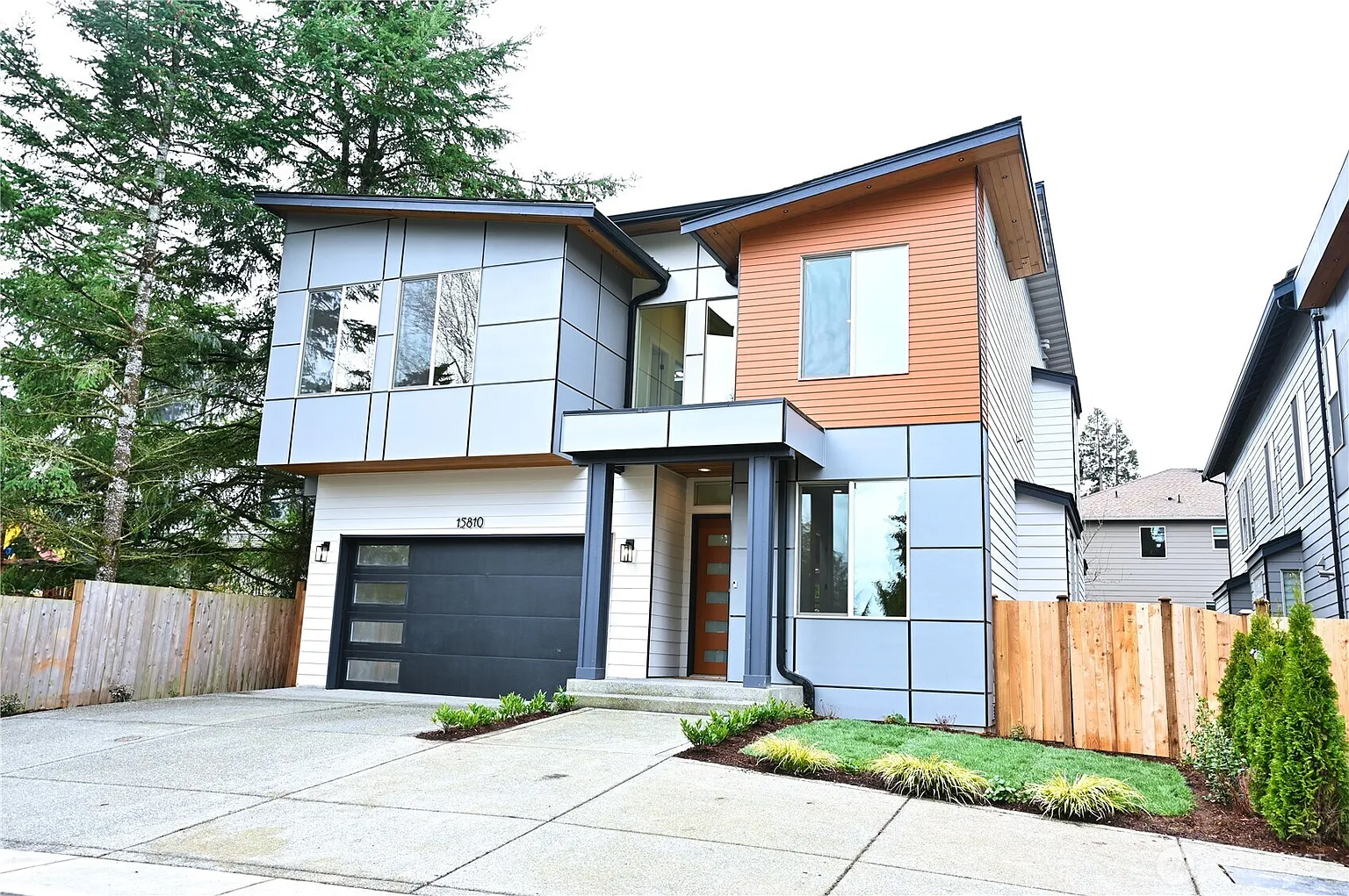 15810 NE 51st Street photo 1