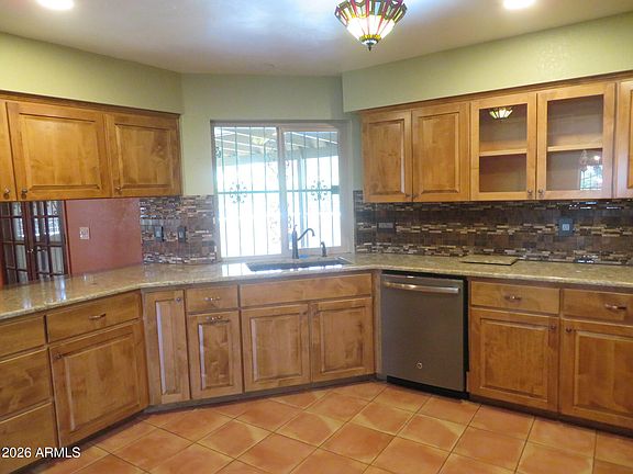 2nd image of 2566 INVERRARY Drive