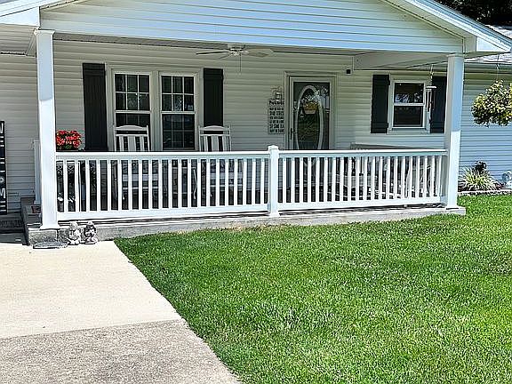 2nd image of 26776 Sunderland Rd