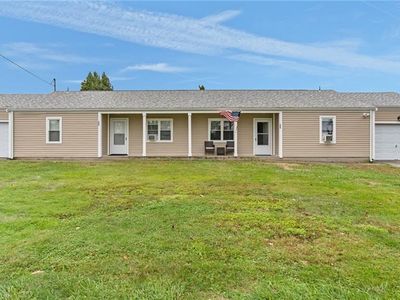 154-156 McCorrie Ln, Portsmouth, RI, 02871