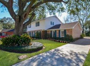 3304 Randall Dr, Pearland, TX 77581