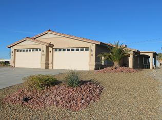 3009 Winterhaven Dr, Lake Havasu City, AZ 86404
