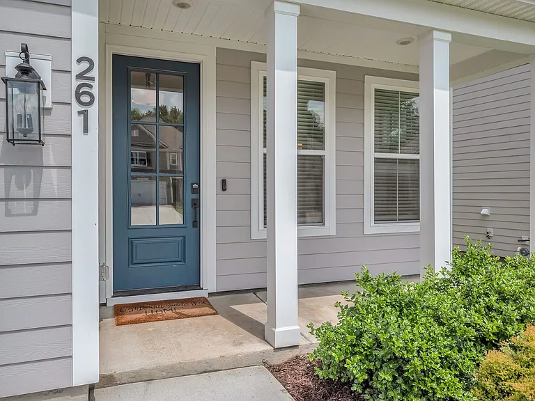261 Cornice Dr — Photo 2