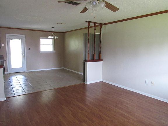 2nd image of 2503 Tandy Dr