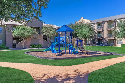 San Pedro Apartments Photo 1