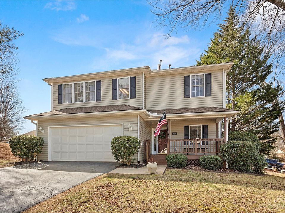 1st image of 14 Glenwood Hill Ln