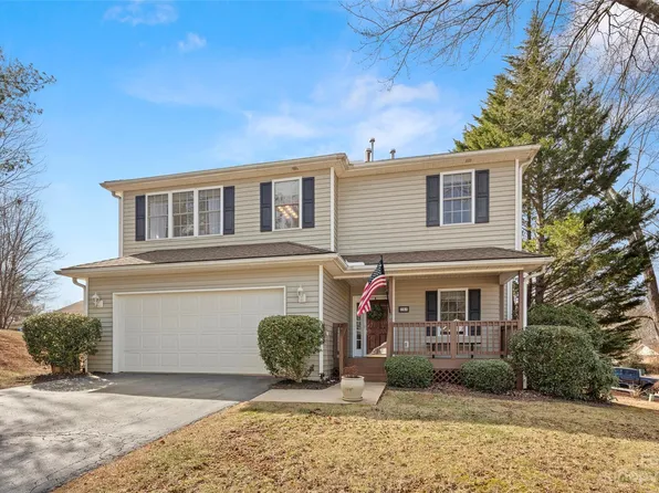 14 Glenwood Hill Ln, Mills River, NC 28759