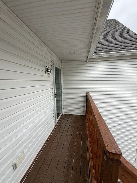 2 bed, 1070 sqft, $1,800 — Photo 4
