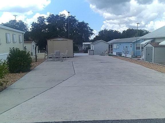 4th image of 41 Fairview Dr N