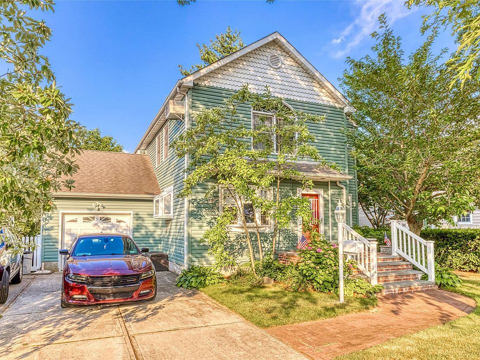 9 Greenlawn Boulevard, Valley Stream, NY 11580 Zillow