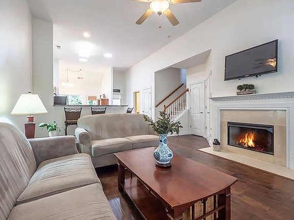 3rd image of 7408 Riverland Dr