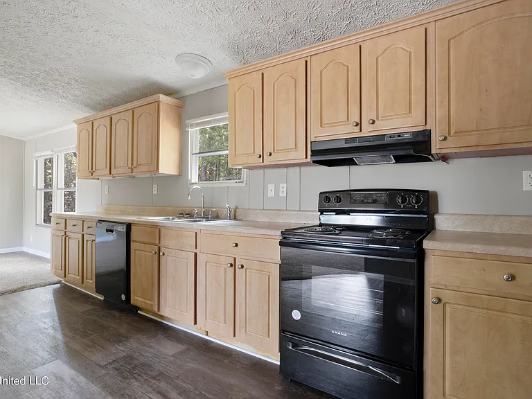 11612 Independence Rd — Photo 2