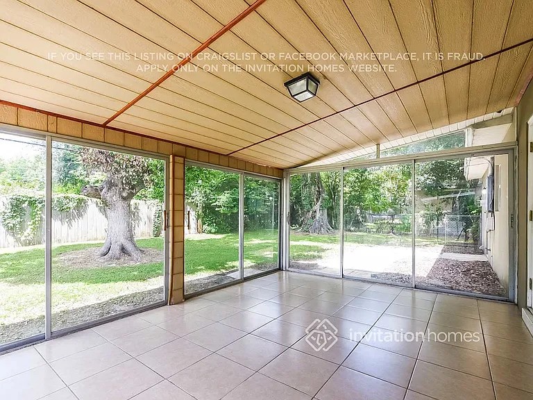 1324 W Hartley Cir — Photo 9