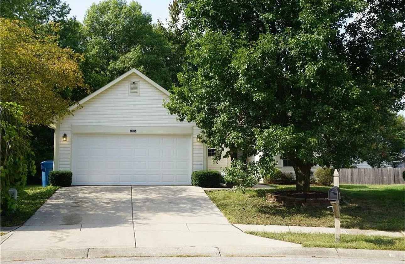 5450 Garth Dr photo 1
