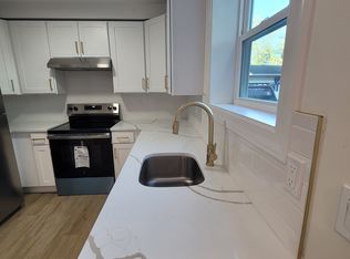 43 Main St #C, Highland, NY 12528