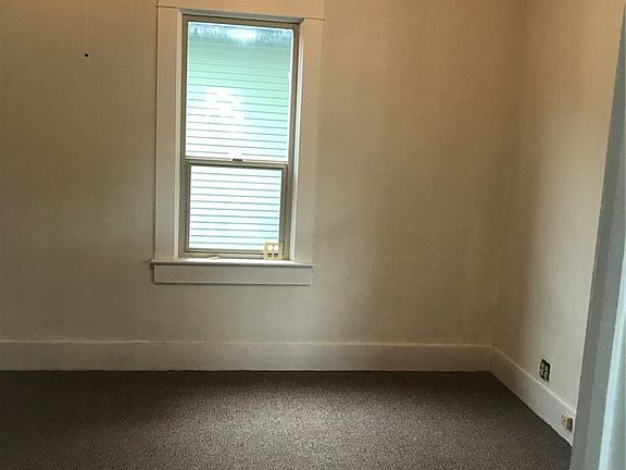 4th image of 803 Cogean Ave