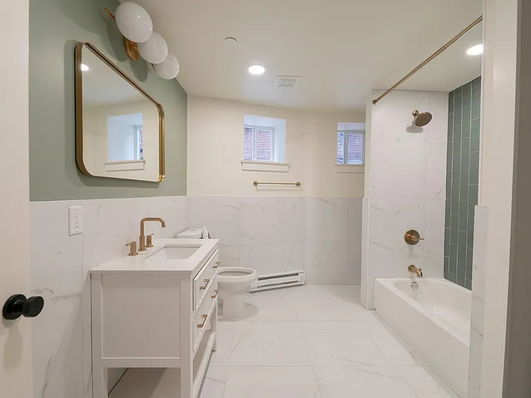 232 S 46th St #B — Photo 7