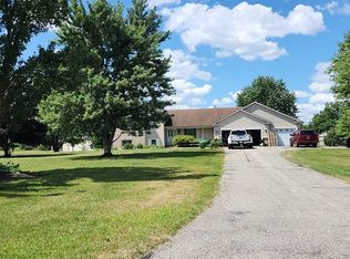 7423 Carpet Rose Dr SE, Caledonia, MI 49316