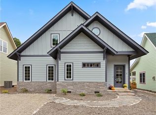 11 Verde Dr, Asheville, NC 28806