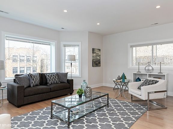 5th image of 6325 N Richmond St #2N