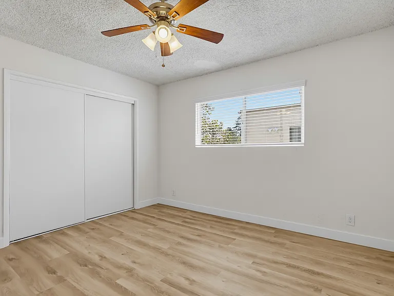 6407 10th Ave — Photo 34