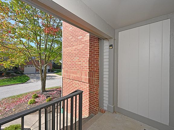 4th image of 1567 Shady Cove Ln