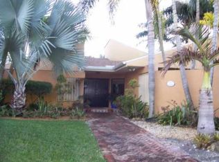 6340 SW 84th St, Miami, FL 33143