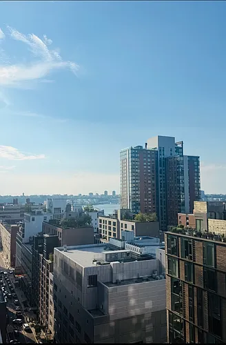 500 W 43rd St #20G Photo 1