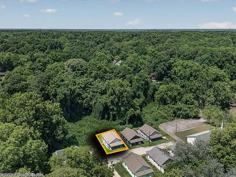 403 Spring Ct — Photo 35