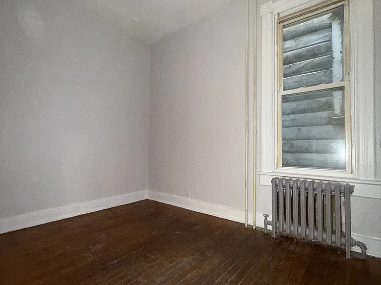 380 Orange St #1 — Photo 7
