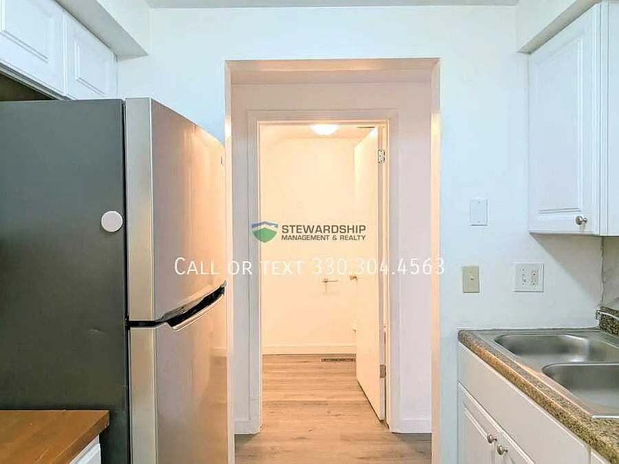 Coming Soon! Two-Bedroom, One And A Half Bathroom Apartment In Massillon! — Photo 2