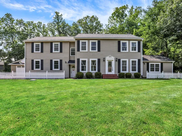 9650 Copley Dr, Indianapolis, IN 46290